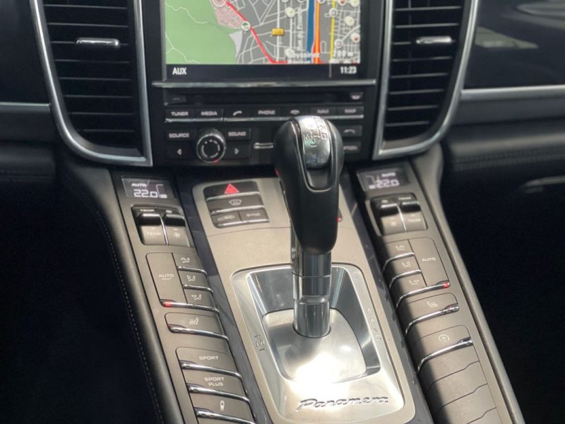 PORSCHE PANAMERA PHASE 2 DIESEL 3.0 V6 250ch PLATINUM EDITION GARANTIE 24 MOIS HISTORIQUE COMPLET 