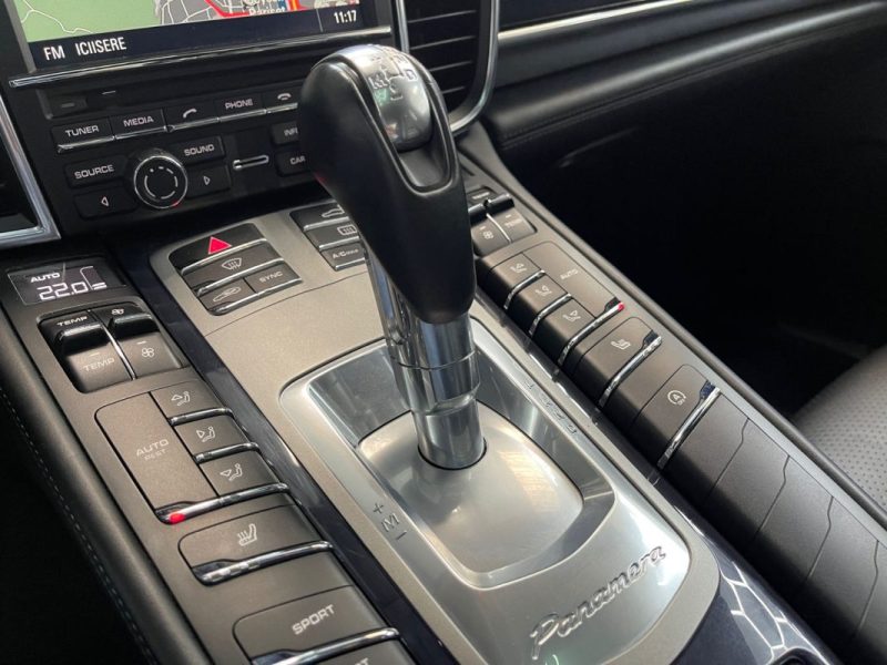 PORSCHE PANAMERA PHASE 2 DIESEL 3.0 V6 250ch PLATINUM EDITION GARANTIE 24 MOIS HISTORIQUE COMPLET 
