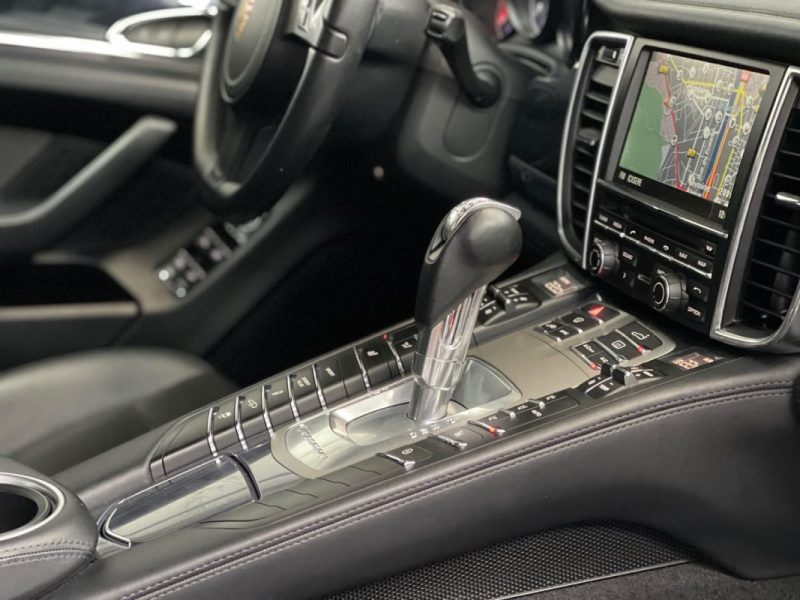 PORSCHE PANAMERA PHASE 2 DIESEL 3.0 V6 250ch PLATINUM EDITION GARANTIE 24 MOIS HISTORIQUE COMPLET 