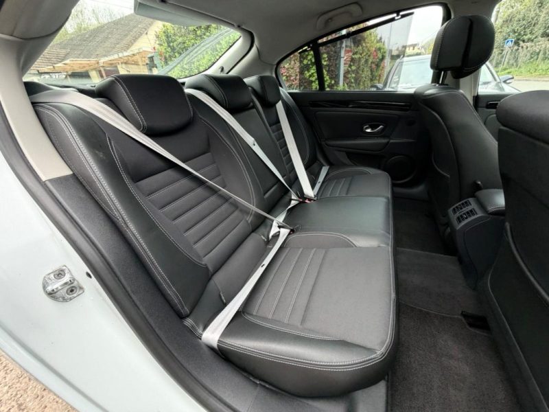 RENAULT LAGUNAIII 2.0 DCI 130 BOSE EDITION 