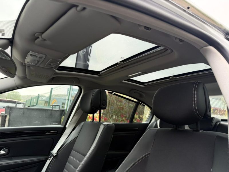 RENAULT LAGUNAIII 2.0 DCI 130 BOSE EDITION 