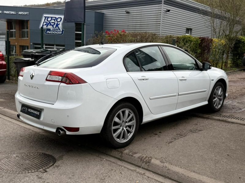 RENAULT LAGUNAIII 2.0 DCI 130 BOSE EDITION 