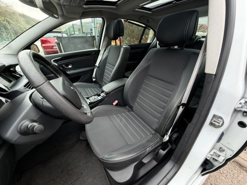 RENAULT LAGUNAIII 2.0 DCI 130 BOSE EDITION 