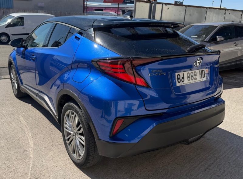 TOYOTA C-HR 122H DISTINCTIVE 2WD E-CVT MY22 2022