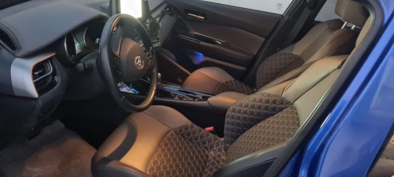 TOYOTA C-HR 122H DISTINCTIVE 2WD E-CVT MY22 2022