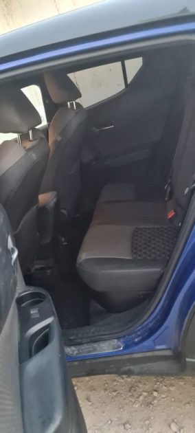 TOYOTA C-HR 122H DISTINCTIVE 2WD E-CVT MY22 2022