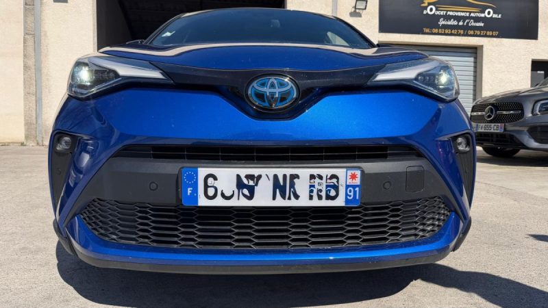 TOYOTA C-HR 122H DISTINCTIVE 2WD E-CVT MY22 2022