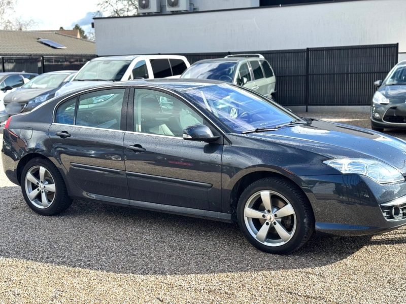 RENAULT LAGUNA 2.0 DCI 150CV BOITE AUTO