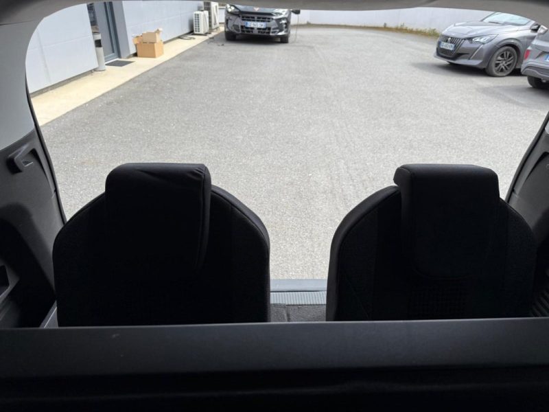 Peugeot 5008 1.6 BlueHdi 120cv EAT6 Active Business 