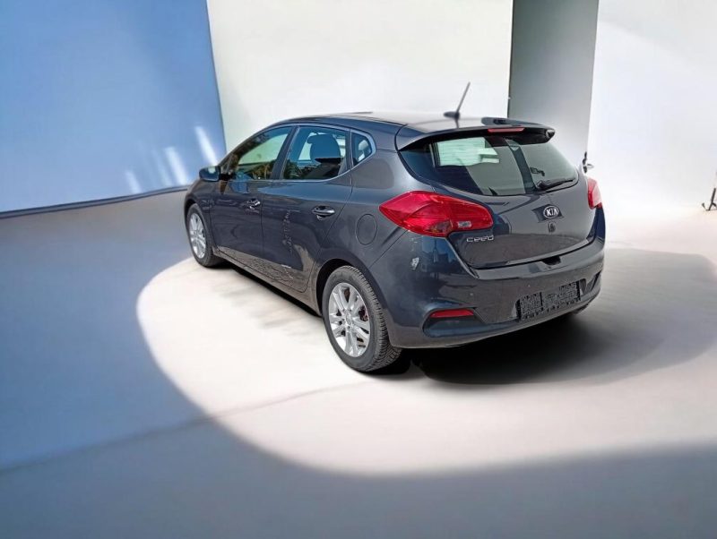 KIA CEED VISION 2013