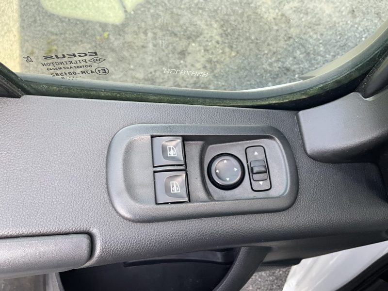 RENAULT MASTER  2.3 DCI 150 CV GRAND CONFORT L2H2 3T5 *Siège conducteur avec suspension 
