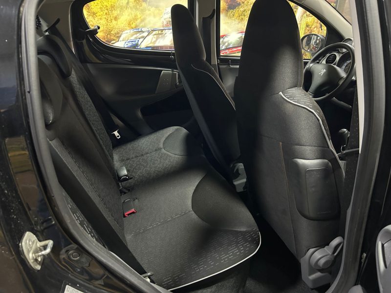PEUGEOT 107 1.0 VTi