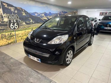 PEUGEOT 107 1.0 VTi
