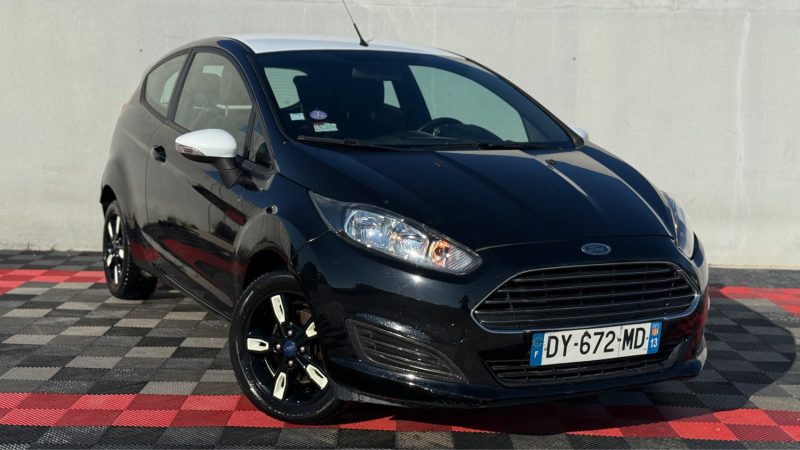 FORD FIESTA 1.0 ECOBOOST 100CH STOP&START TITANIUM 3P 2015