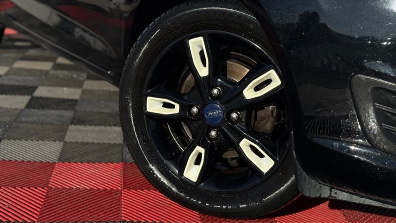 FORD FIESTA 1.0 ECOBOOST 100CH STOP&START TITANIUM 3P 2015