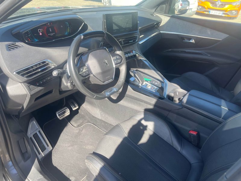 PEUGEOT 3008 HYBRID 225CH GT E-EAT8 99MKM