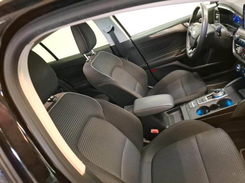 FORD FOCUS 4 1.0 ECOBOOST 125 BOÎTE AUTOMATIQUE  02/2022 PRIX HT : 9158 €