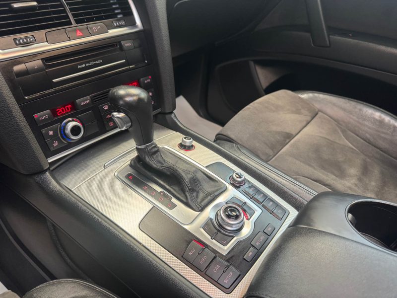 AUDI Q7 3.0 TDI V6 240ch QUATTRO TIPTRONIC6 SLINE FULL 7 PLACES GARANTIE 24 MOIS HISTORIQUE COMPLET