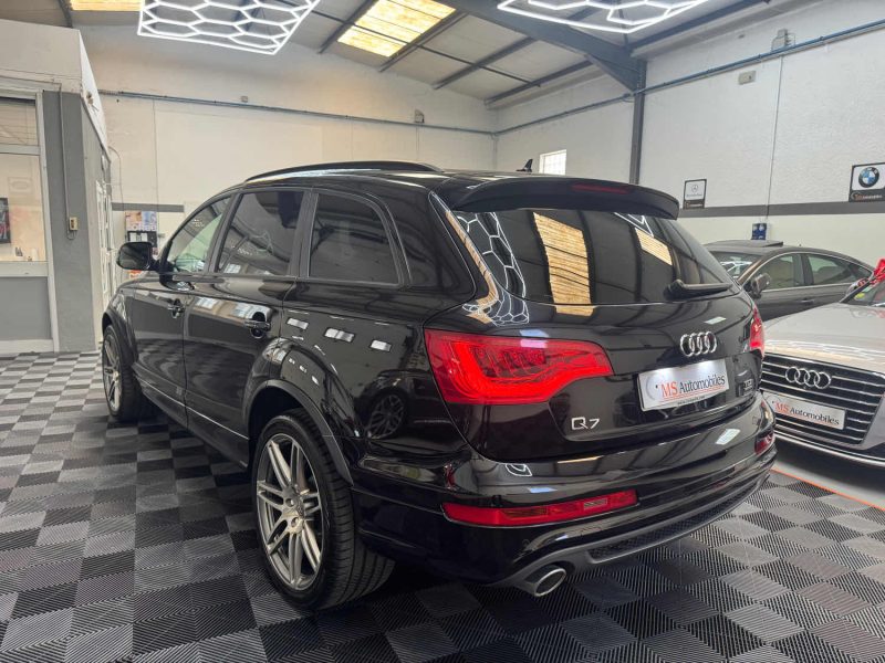 AUDI Q7 3.0 TDI V6 240ch QUATTRO TIPTRONIC6 SLINE FULL 7 PLACES GARANTIE 24 MOIS HISTORIQUE COMPLET