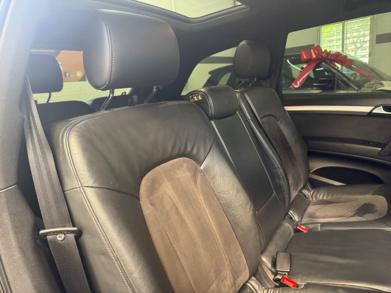AUDI Q7 3.0 TDI V6 240ch QUATTRO TIPTRONIC6 SLINE FULL 7 PLACES GARANTIE 24 MOIS HISTORIQUE COMPLET