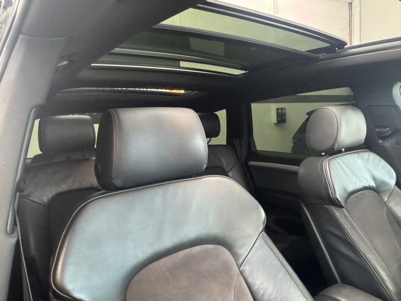 AUDI Q7 3.0 TDI V6 240ch QUATTRO TIPTRONIC6 SLINE FULL 7 PLACES GARANTIE 24 MOIS HISTORIQUE COMPLET