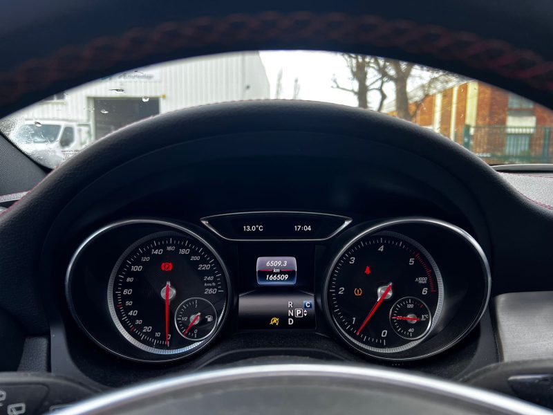 MERCEDES GLA GLA 200D 156CV FASCINATION PACK AMG BVA 2019