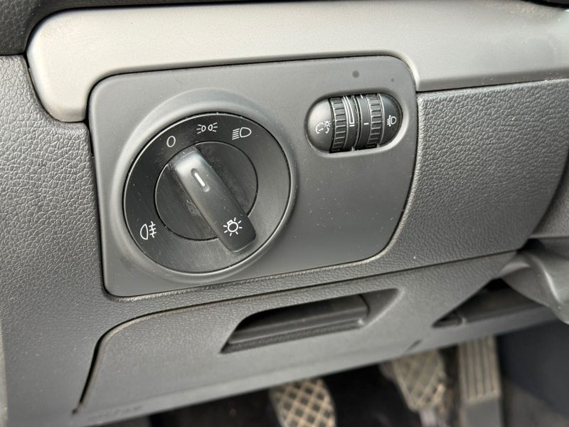 VOLKSWAGEN GOLF 1.4 16S 80 TRENDLINE -  Régulateur - Première Main - Révisée & Garantie 6 mois