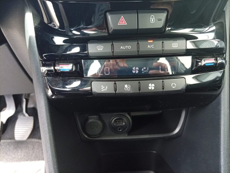 PEUGEOT 208 VTI  ACTIVE 82 CH