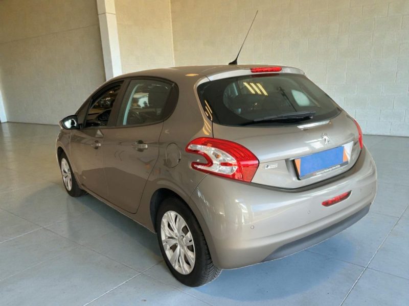 PEUGEOT 208 VTI  ACTIVE 82 CH