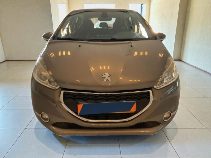PEUGEOT 208 VTI  ACTIVE 82 CH