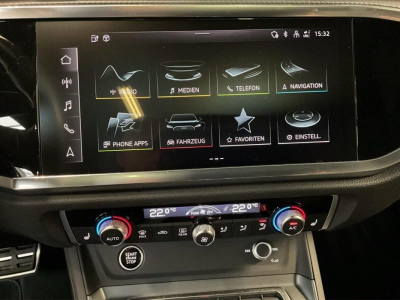 AUDI Q3 SPORTBACK 45 TFSIe Hybride S LINE