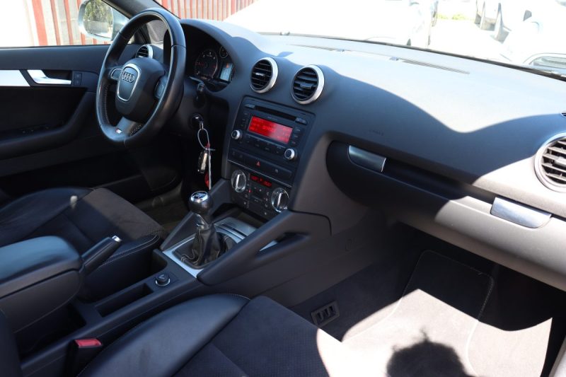 Audi A3 Sportback 2.0 TDI 140ch S line TOIT PANO
