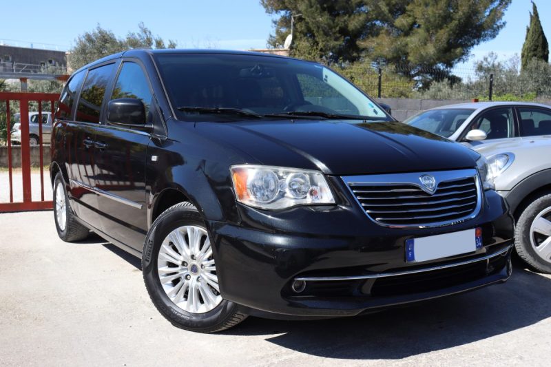 Lancia Voyager 2.8 Multijet Gold 7 PLACES 
