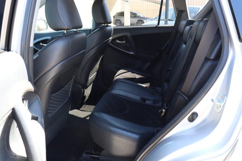 Toyota RAV4 150CV SPORT 4WD BVA