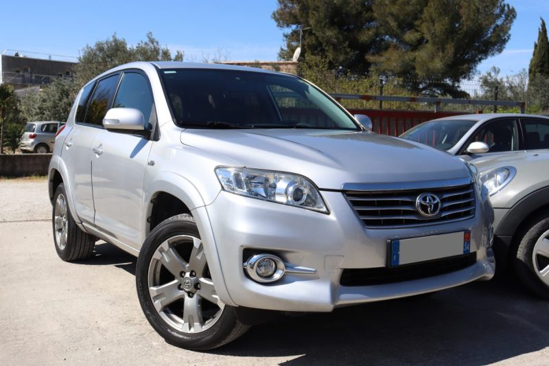 Toyota RAV4 150CV SPORT 4WD BVA