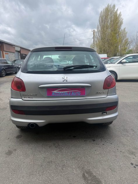 PEUGEOT 206+ 1.4 HDI 70 chx SPORTIUM 