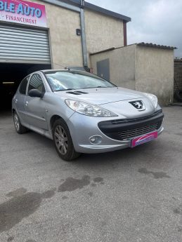 PEUGEOT 206+ 1.4 HDI 70 chx SPORTIUM 