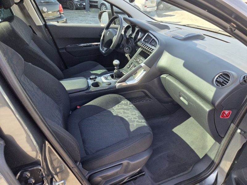 PEUGEOT 3008 1.6 HDI 110cv 157000 km 
