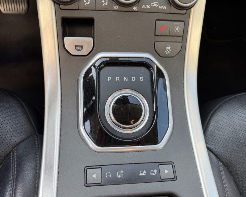 Land Rover RANGE ROVER EVOQUE TD4 150ch DYNAMIC HSE BVA - TOIT PANORAMIQUE - SUIVI COMPLET