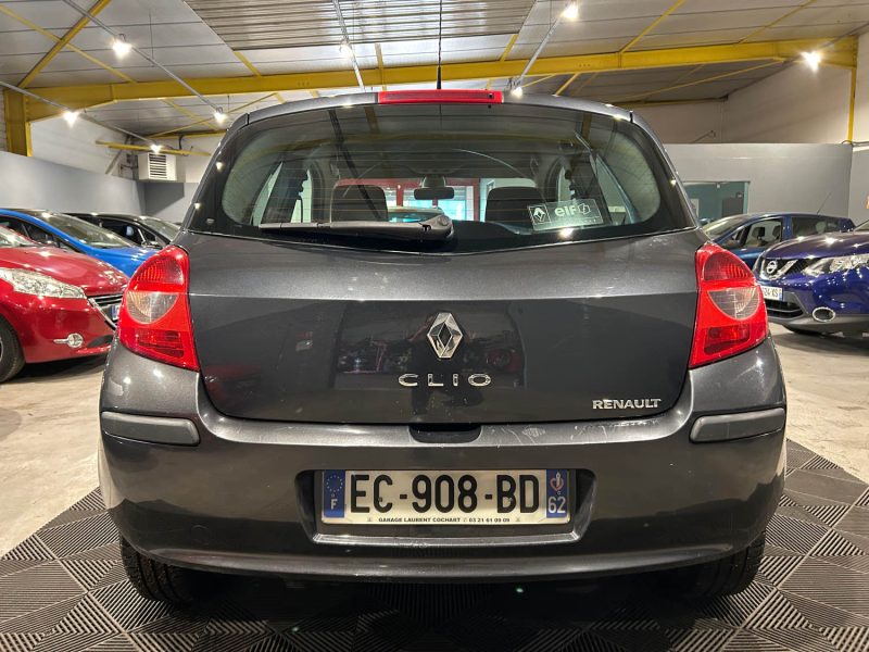 RENAULT CLIO 3 1.5DCI 85CH 