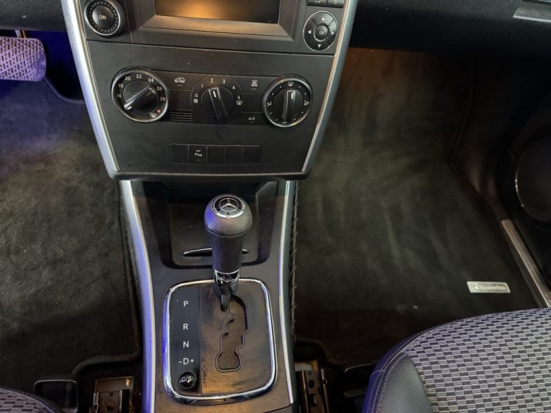 MERCEDES-BENZ CLASSE B (B200) 136 Ch - Edition Design - BVA CVT (Phase 2) - Garantie 12 Mois