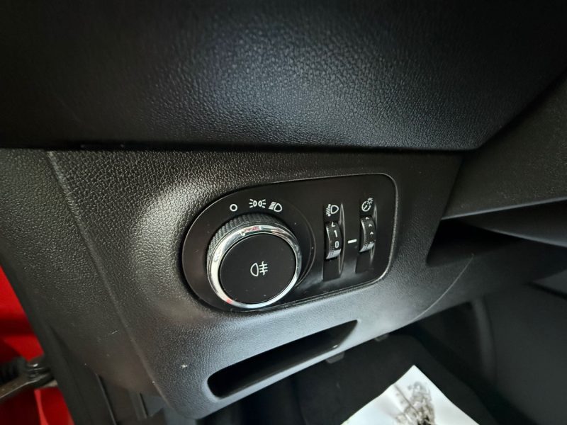 OPEL CORSA E 3 PORTES 1.2I - 16V 69CV 2016