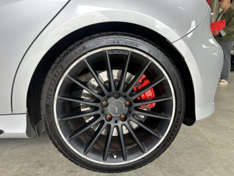 MERCEDES-BENZ CLASSE A 45 AMG 2.0I 381 CH PACK AERO / ECHAPPEMENT / RACE / ENTRETIEN MERCEDES  2017