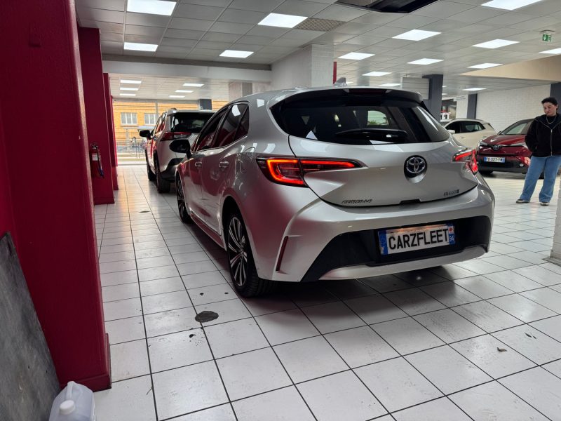 TOYOTA COROLLA BERLINE 122cv DESIGN/1 ERE MAIN/TVA RECUPERABLE