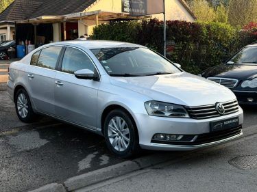 VOLKSWAGEN PASSAT 1.6 TDI 105 CONFORTLINE BLUEMOTION TECHNOLOGY