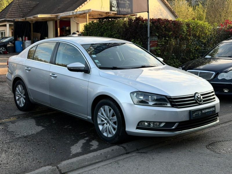 VOLKSWAGEN PASSAT 1.6 TDI 105 CONFORTLINE BLUEMOTION TECHNOLOGY