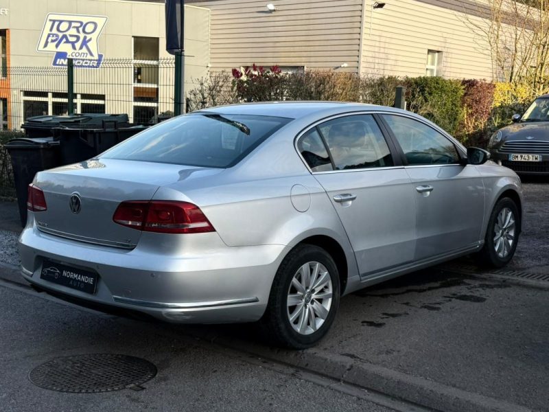 VOLKSWAGEN PASSAT 1.6 TDI 105 CONFORTLINE BLUEMOTION TECHNOLOGY