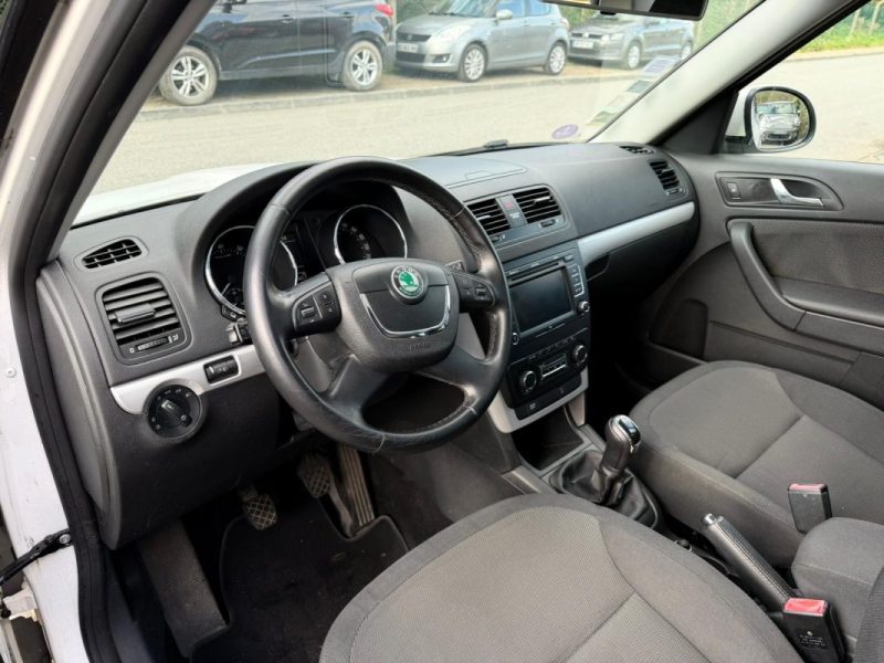 SKODA YETI 1.2 TSI 105ch AMBITION 2012