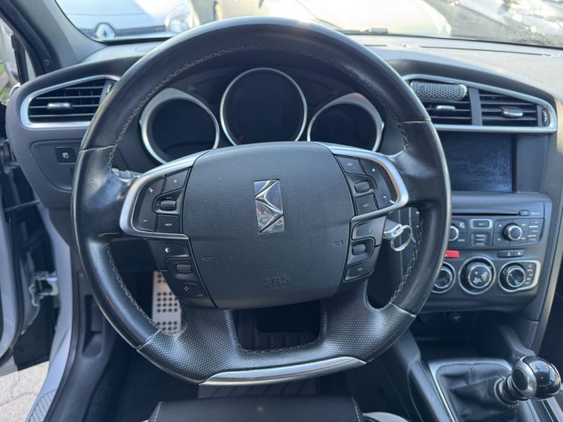 CITROEN DS4 2.0 HDI 160 SO CHIC EXECUTIVE 2012 GARANTIE 12 MOIS 