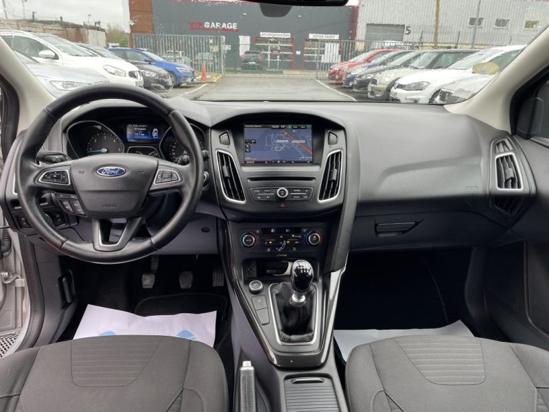 FORD FOCUS 1.6 L  TDCI 115CV  TITANIUM GARANTIE 3/12 MOIS 2016